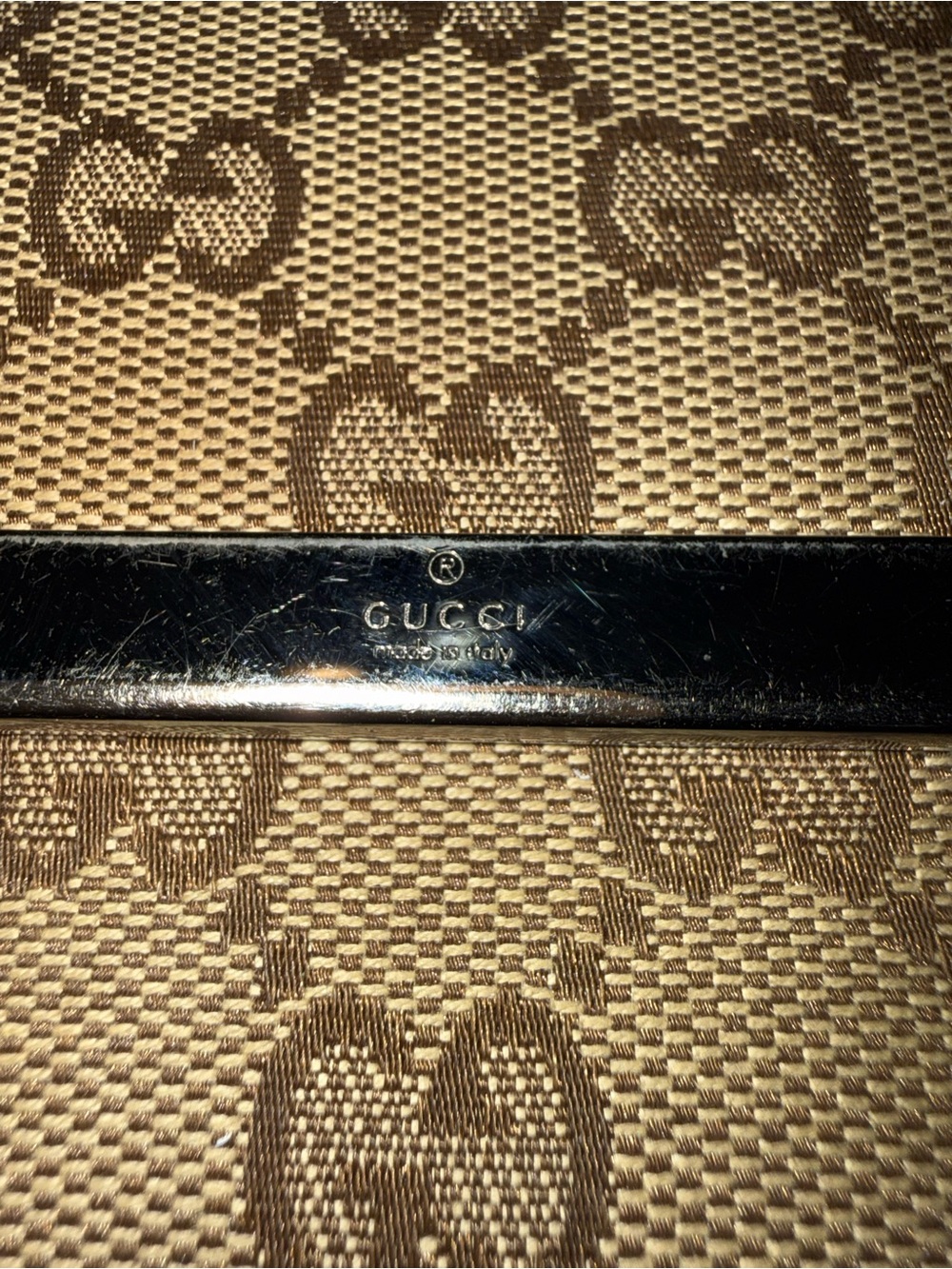 Gucci Beige GG Supreme Canvas Trifold Wallet with Silver Accents EUC - Picture 15 of 15